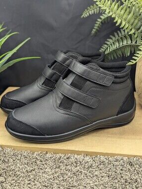 Orthofeet Tivoli Pain Relief Women's Size 8 Extra Wide Strap Over Boots Casual